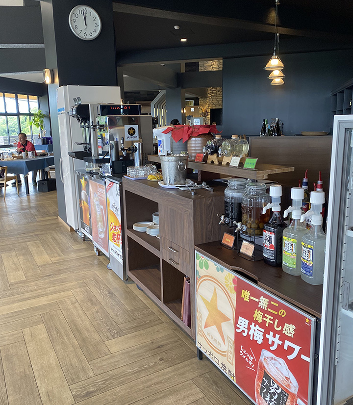 フリードリンクコーナー１